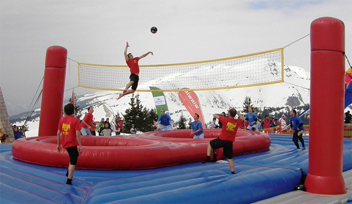 Olahraga Modern Bossaball Campuran Voli Dan Senam