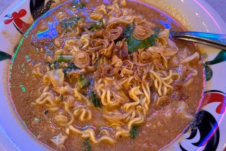 Makanan Jalanan Yang Khas Dan Unik Mie Tek Tek
