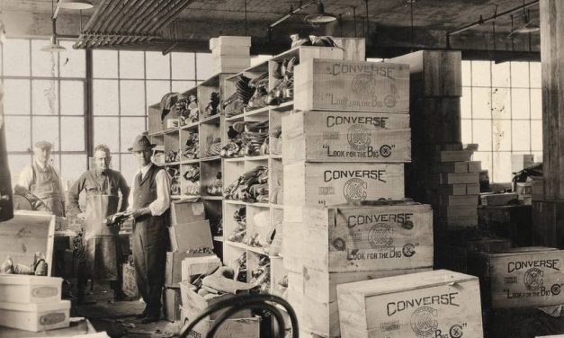 Perusahaan MMS Yang Merujuk Ke Brand Sepatu