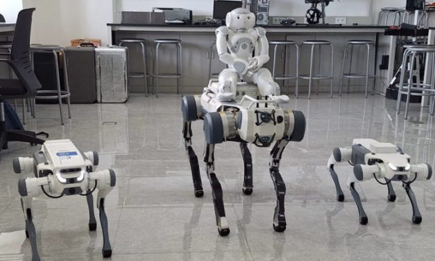 Sebuah Robot Berbentuk Anjing Dari Perkembangan Teknologi