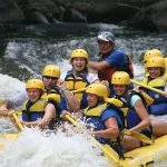Ekstremnya Olahraga Air Arung Jeram Dengan Arus