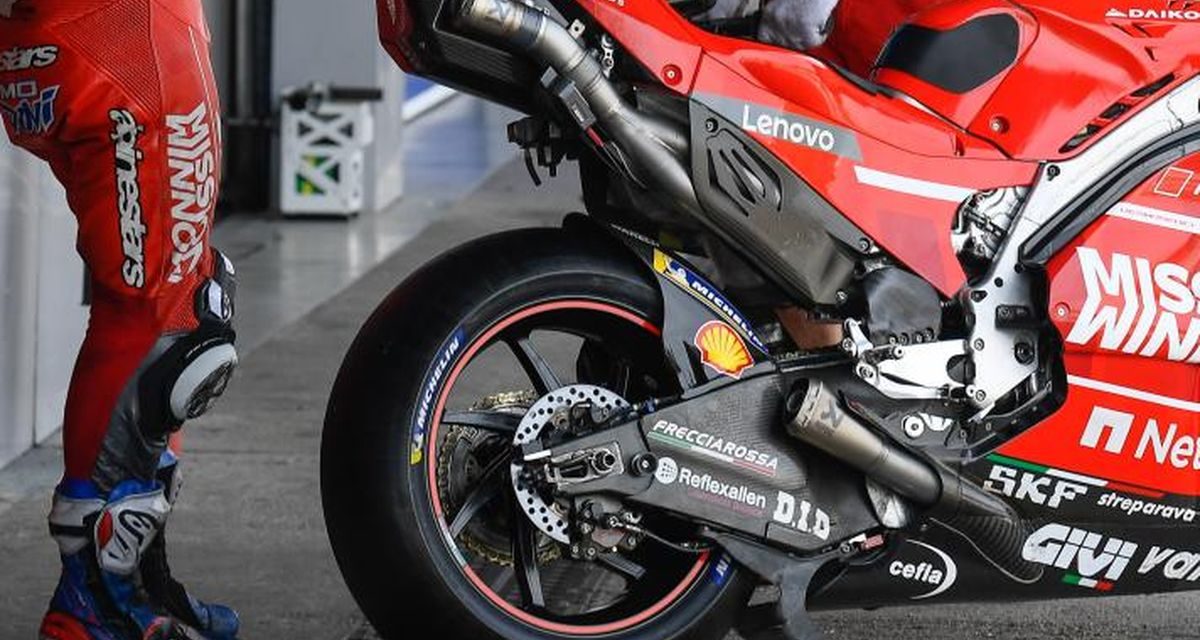 Aksesoris Spoiler Tambahan Pada Motor Memiliki Penggunaan