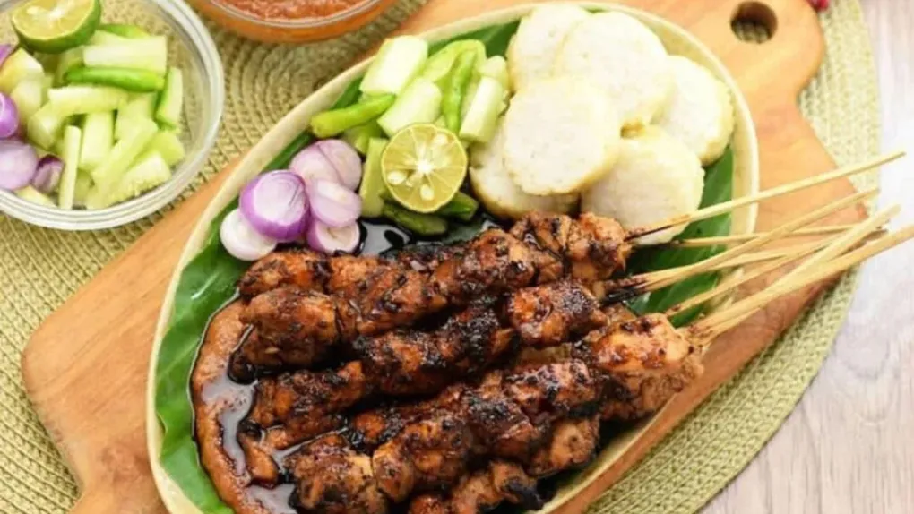 Hidangan Daging Tusuk Atau Sate Ciri Khas Di Indonesia