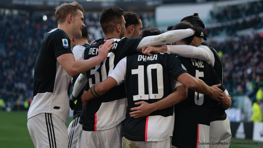 Tim Paling Terkenal Yaitu Juventus Dari Italia