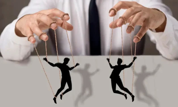Perilaku Buruk Manipulatif Untuk Mempengaruhi Orang Lain