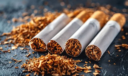 Gulungan Daun Tembakau Yang Menjadi Sebuah Rokok