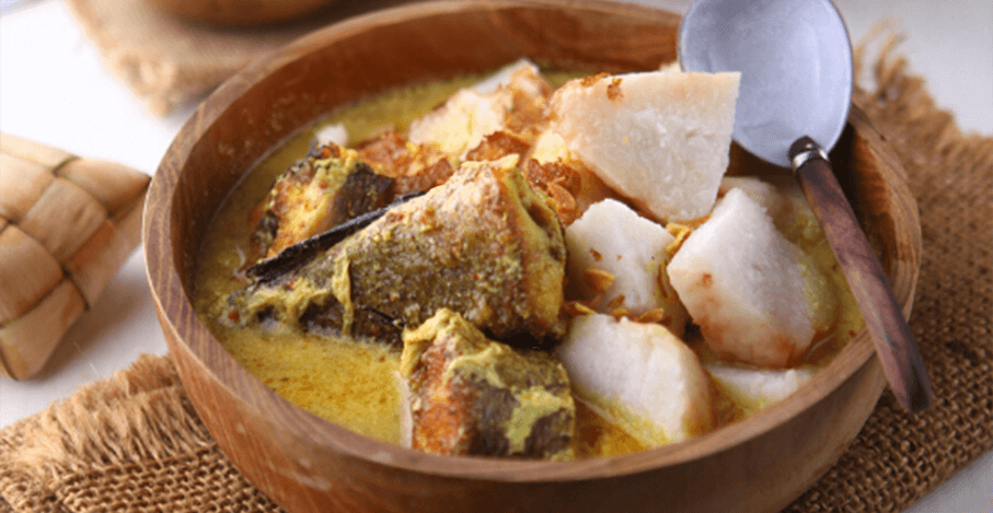 Makanan Tradisional Ketupat Khas Indonesia Terbuat Dari Beras