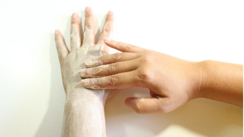 Perlengkapan Kebersihan Saat Mandi Sebuah Lulur