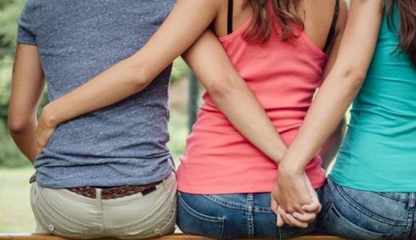 Lelaki Pemain Yang Suka Bermain Hati Perempuan