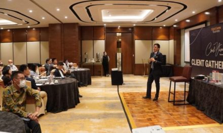 Acara Pemahaman Bisnis Dengan Seminar Bersama Ahlinya