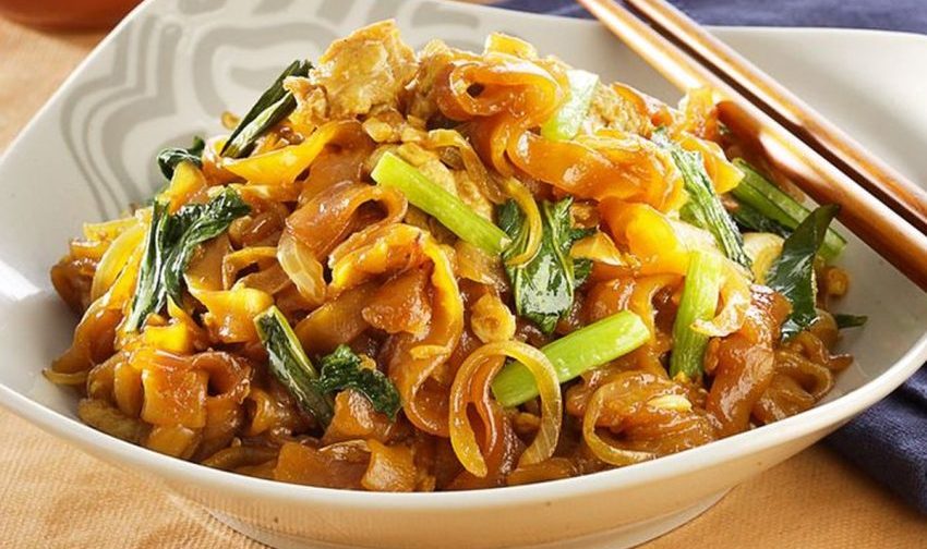 Bahan Masakan Kwetiau Sebuah Mie Tebal Pipih
