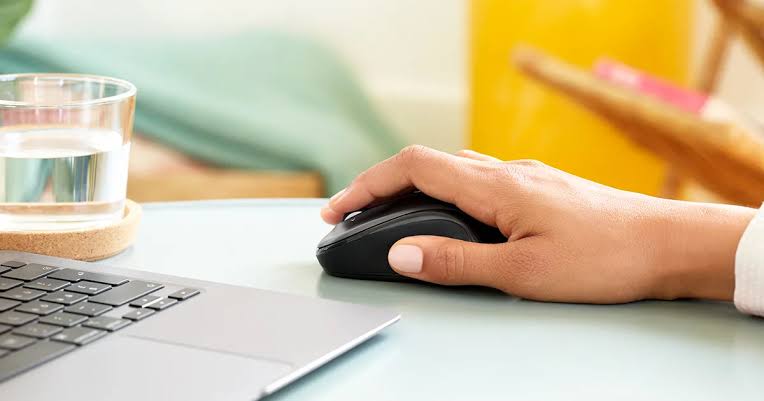 Penggerak Kursor Atau Mouse Perangkat Laptop