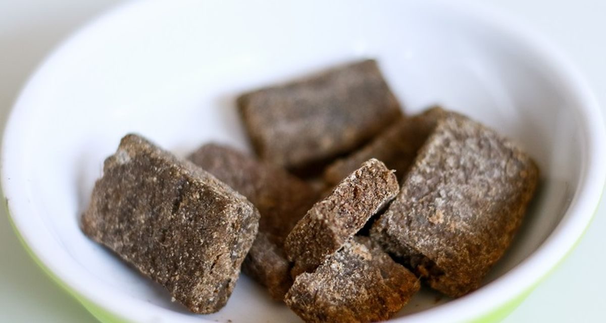 Bahan Tradisional Terasi Di Dapur Sebagai Tambahan Masakan