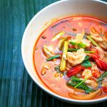 Hidangan Berkuah Tomyam Dengan Bahan Khusus