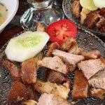 Hidangan Besar Babi Panggang Dengan Bumbu Khusus