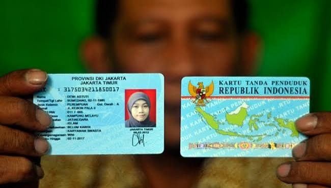 Pengenalan Kartu Identitas Dengan Sistem Digital