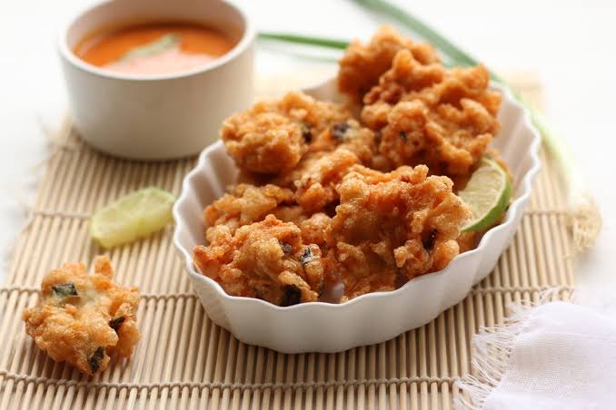Makanan Ringan Bakwan Yang Populer Di Indonesia