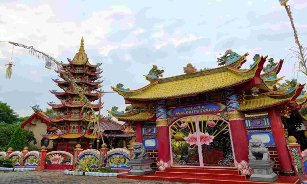 Tempat Beribadah Vihara Bagi Seluruh Umat Buddha