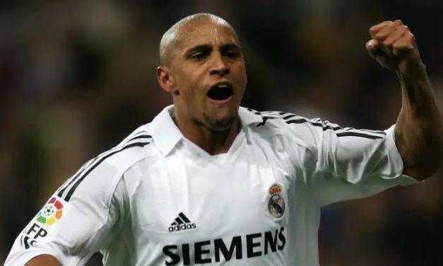 Pesepakbola Lama Brasil Seorang Pemain Roberto Carlos