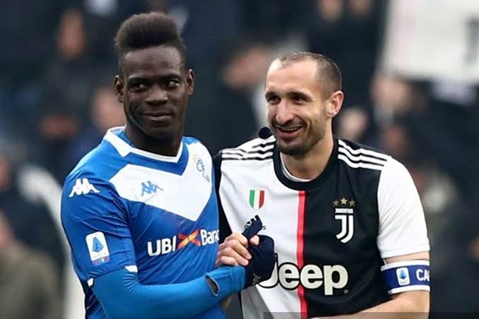 Pesepakbola Hebat Italia Seorang Pemain Mario Balotelli