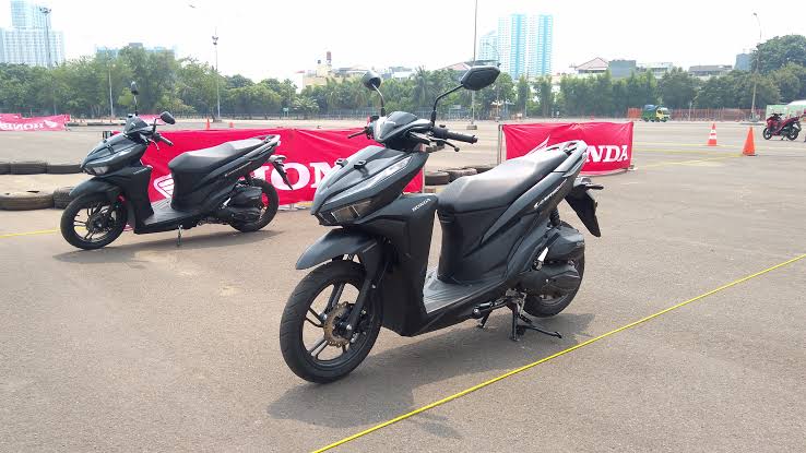 Kendaraan Terbaru Vario Sebuah Sepeda Motor